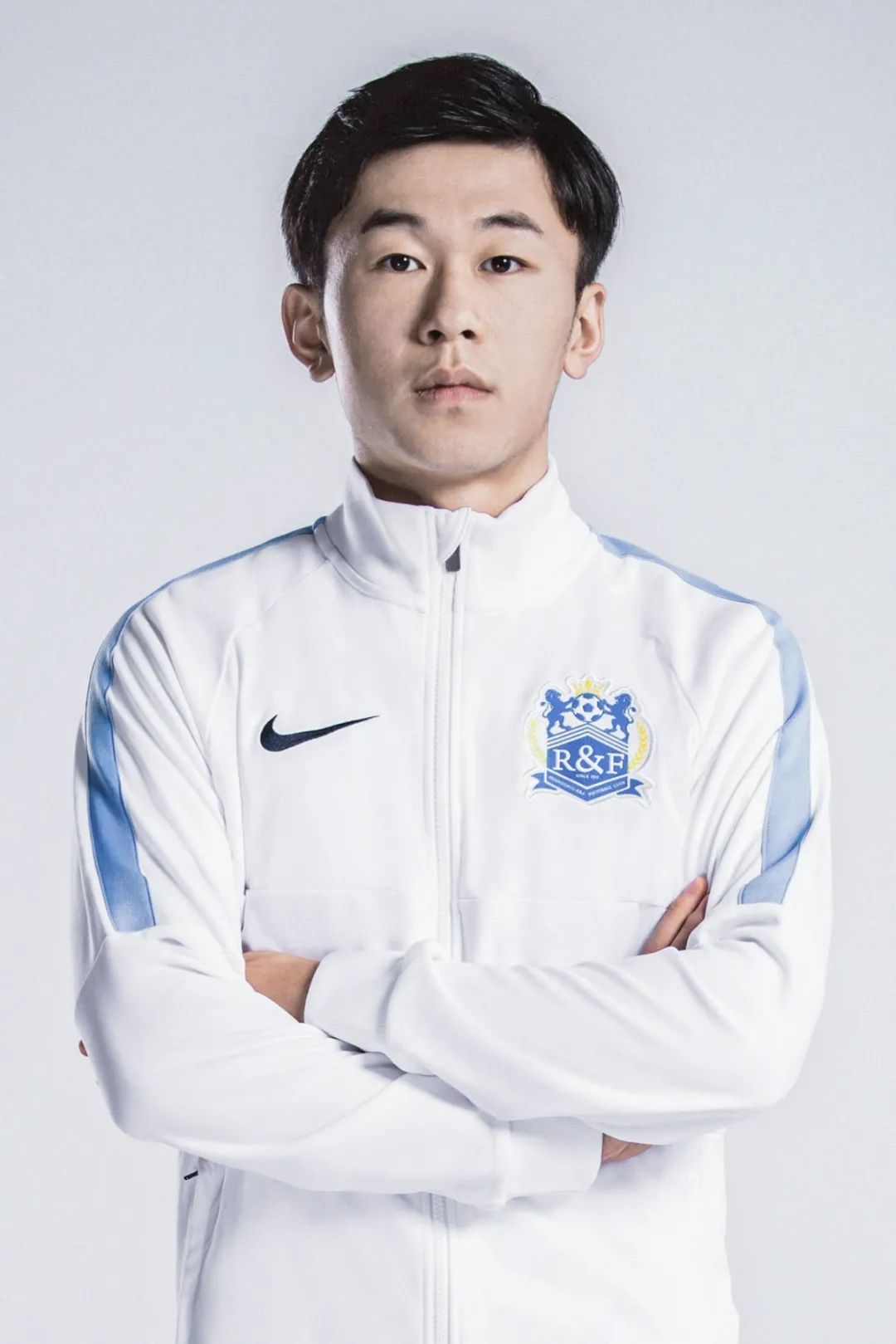 我们的全家福来啦!还有帅气的定妆照