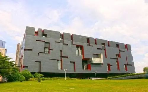 出门就上车，幸福感要爆棚！华南理工大学说住在这里真便利