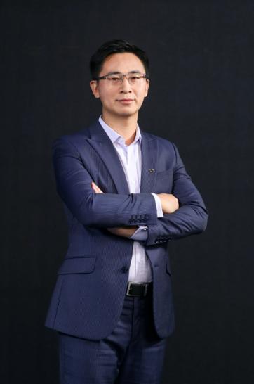 从封闭到开放，比亚迪“汉”的智能网联，是一张中场成绩单|对话杨冬生