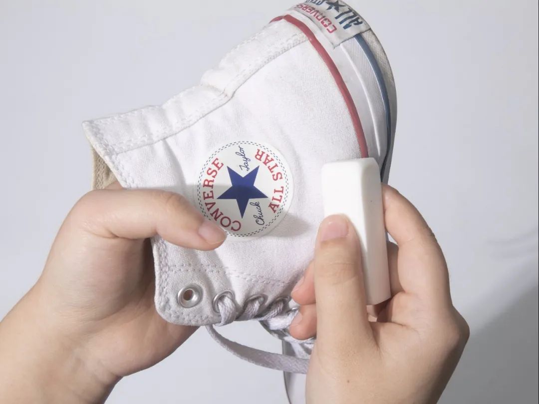 鞋脏了清理鞋的方法,鞋脏了怎么才能去污渍