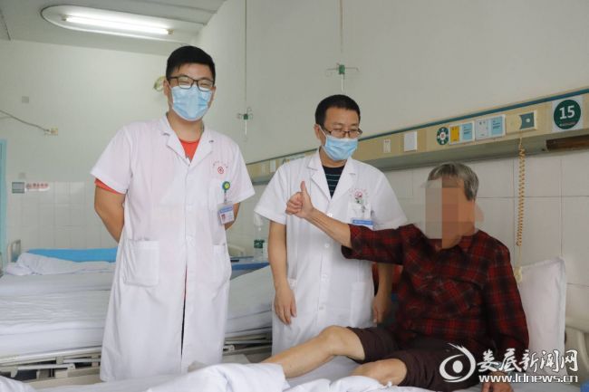 七旬老人关节疼痛16载娄底市第一人民医院臭氧液波显神奇