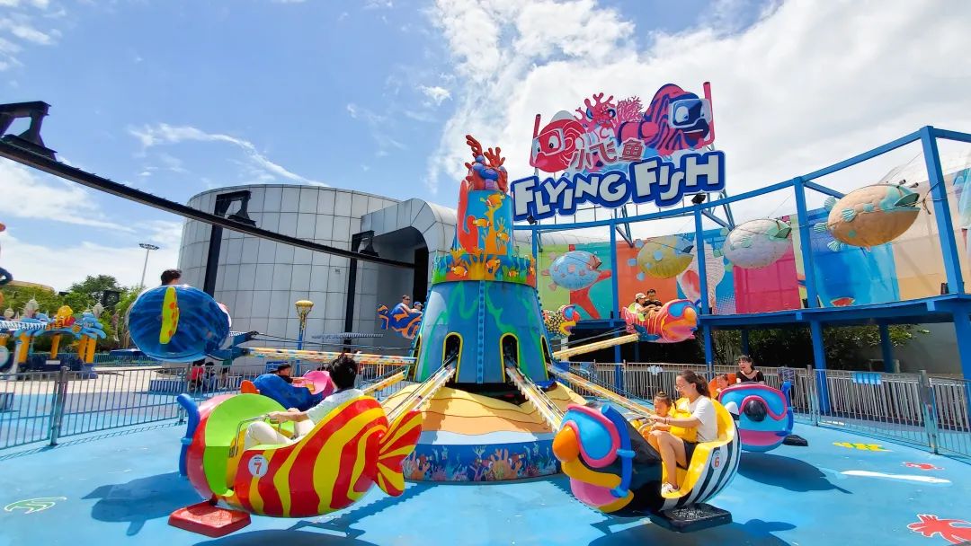 成都欢乐谷教师节家属优惠,武汉欢乐谷医务人员可以带家属吗