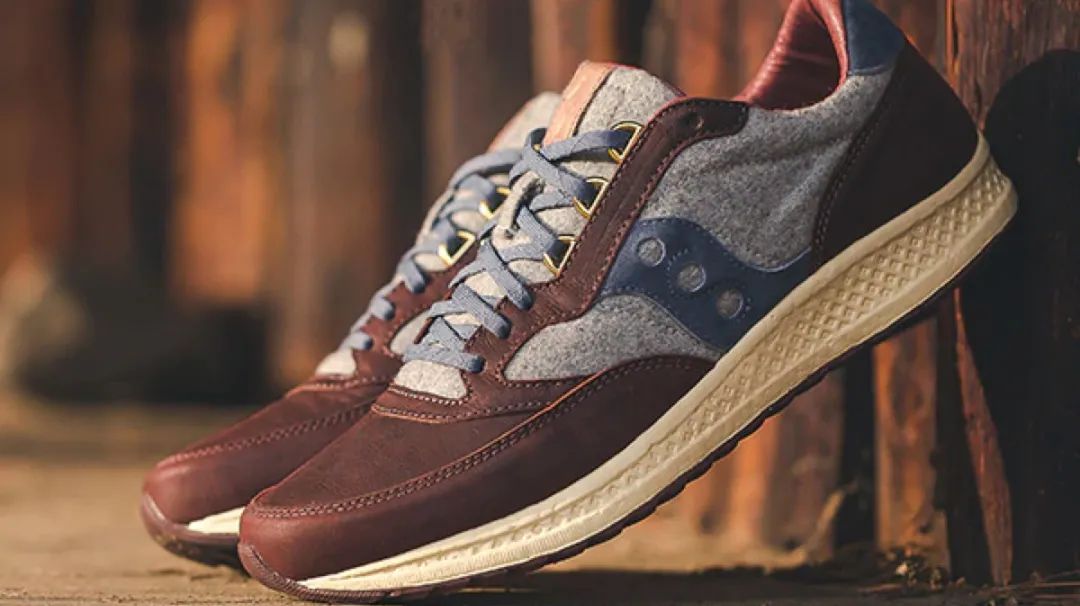 袋鼠冷门球鞋,想体验一下碳板跑鞋