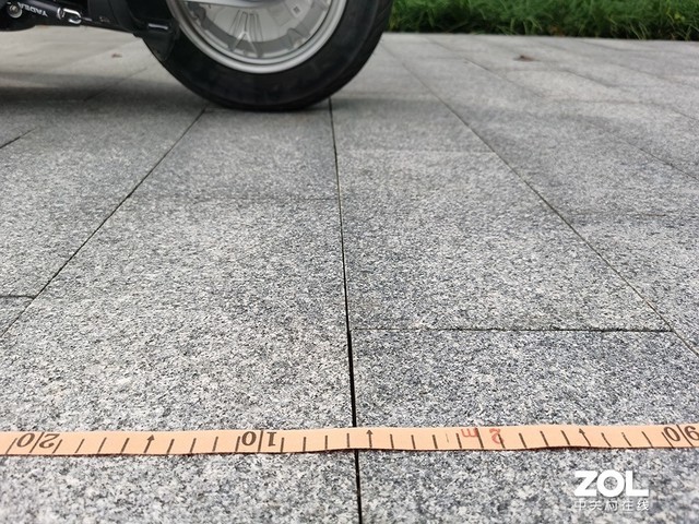 雅迪电动车冠能m9测评,雅迪冠能m8深度评测