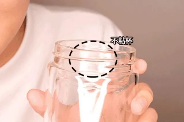 小蜜缇润唇膏滋润,淡化唇纹小蜜罐润唇膏