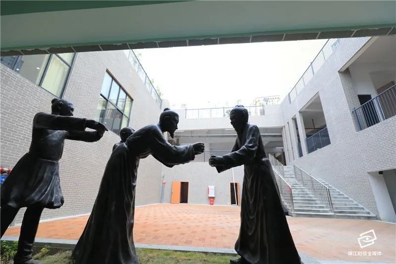 怡海五小对比平洲中心小学,佛山市怡海第五小学竣工时间