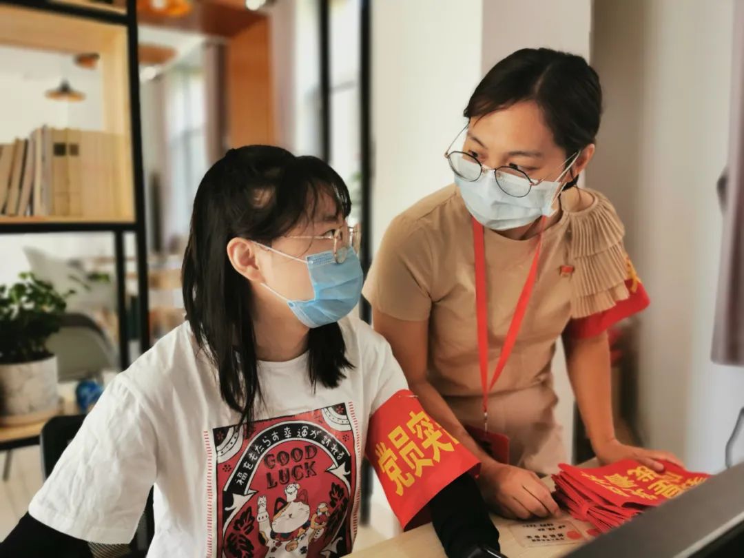 不忘初心牢记使命社区党支部书记,践行初心担当使命的人物事迹简短