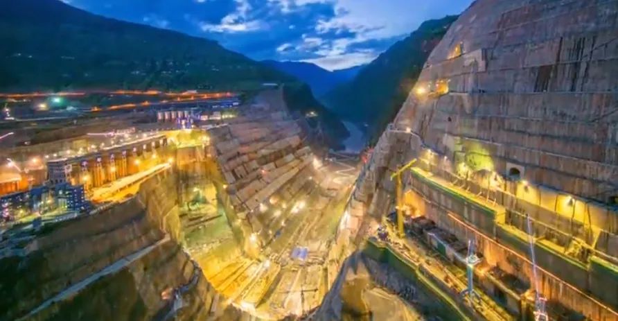 大基建朋克风格,大基建朋克风