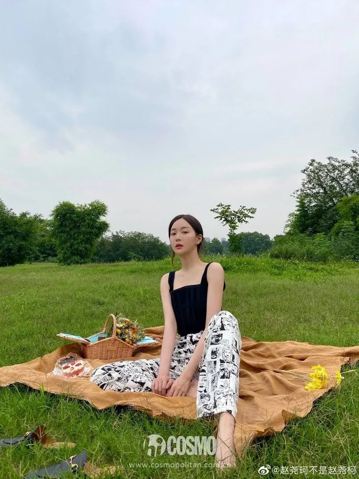 杨采钰倪妮李梦,杨采钰欧阳娜娜