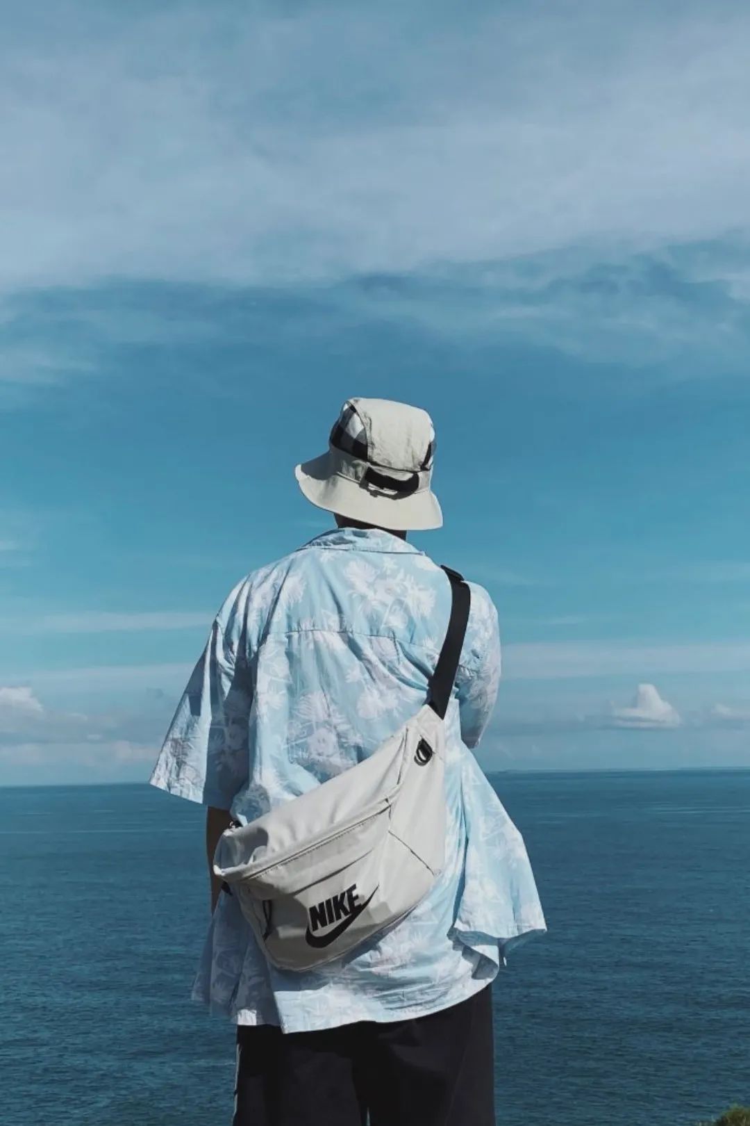 nike腰包最新款,nike最火的腰包