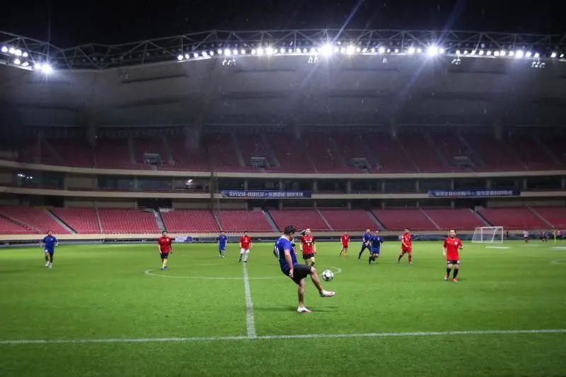 踢足球2个小时,上海最贵足球场一小时多少钱