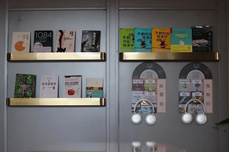 书香浸润心灵阅读感悟,书香酒店的独特氛围