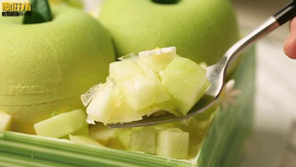 这个秋日「美心」开挂了!10款新品不出门也能吃