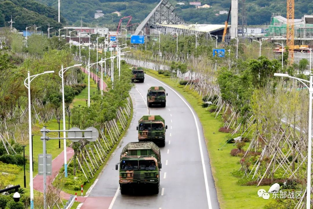 热点｜岸导团联手防化营，出击