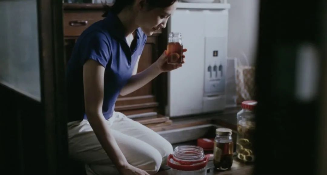 那些让人瞬间崩溃的瞬间,成年人的无奈与崩溃就在一瞬间