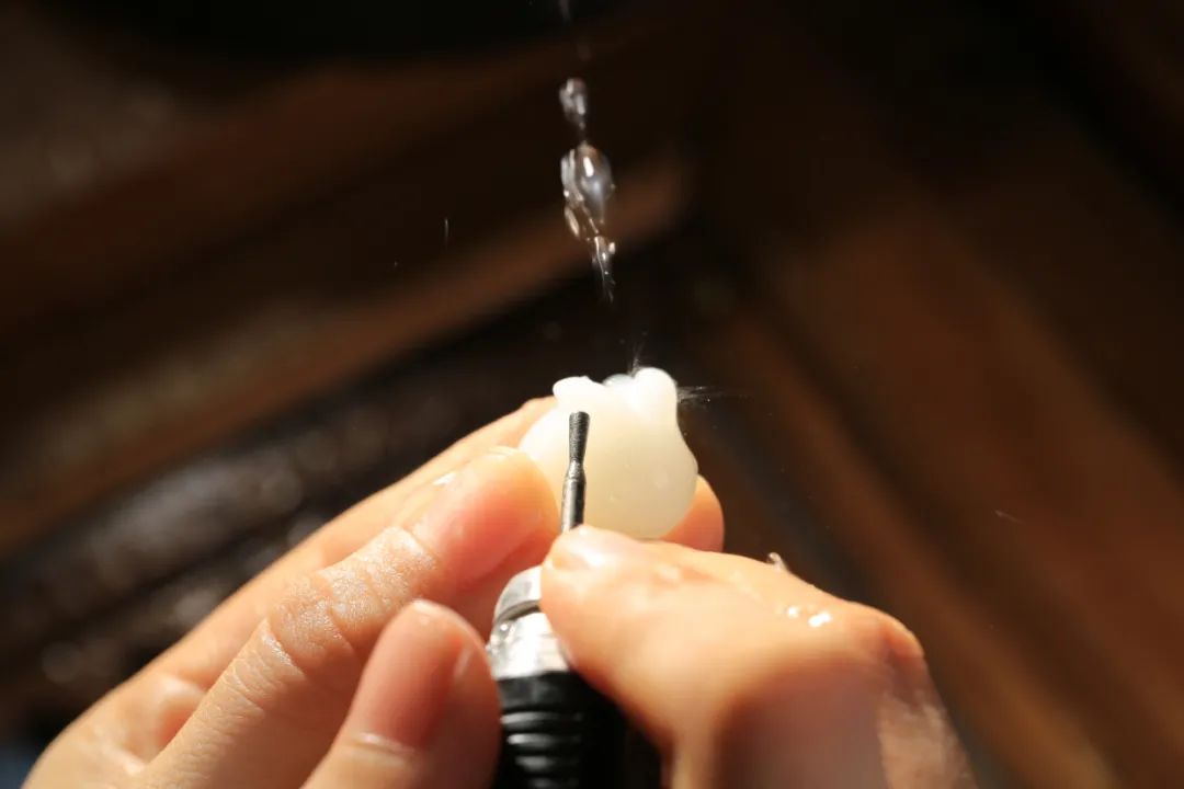 新疆和田为什么买不到真东西,在新疆能买到正宗和田玉吗