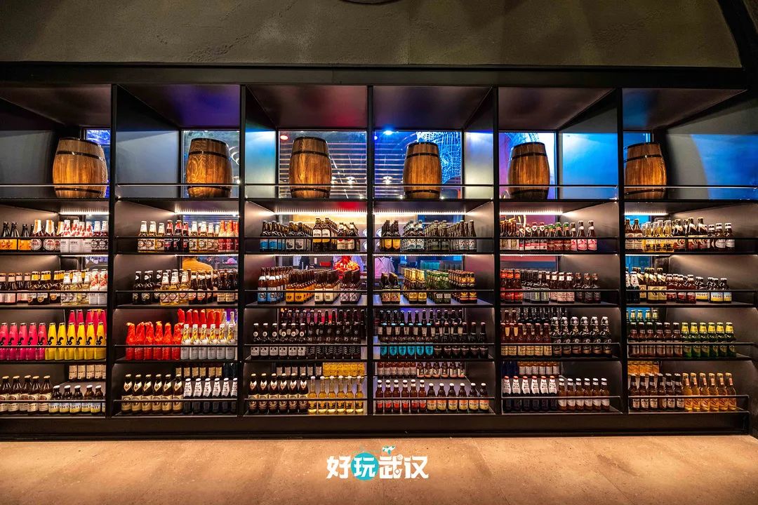 在光谷，我花了10个小时，喝了全世界的啤酒