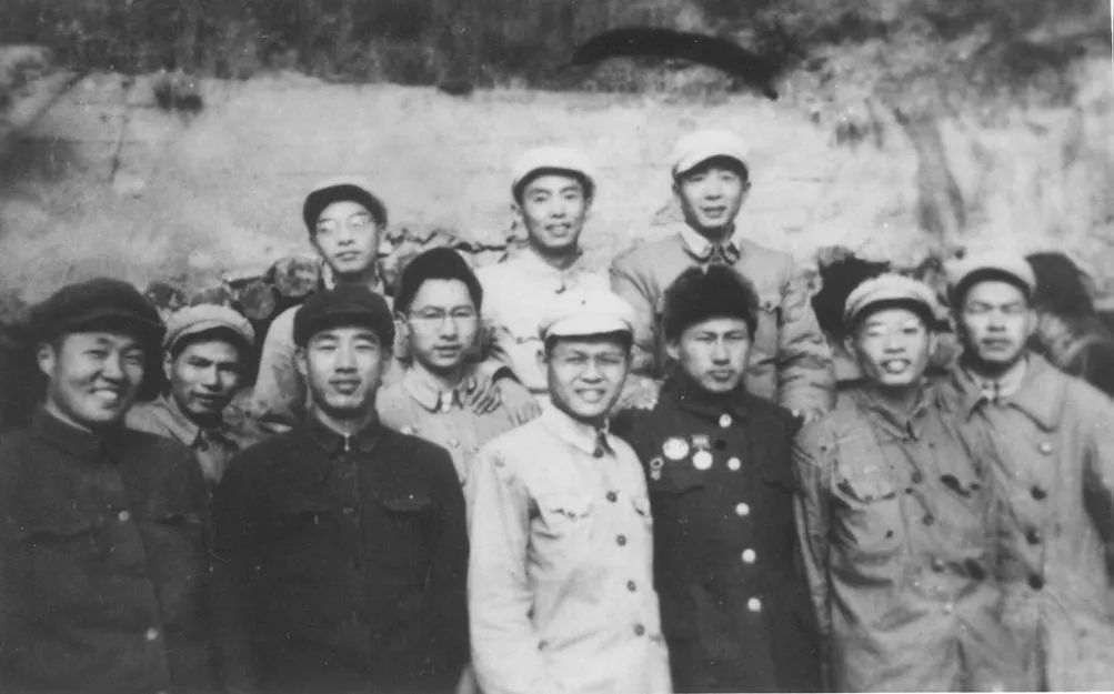 保家卫国投笔从戎听党指挥,抗美援朝纪念笔