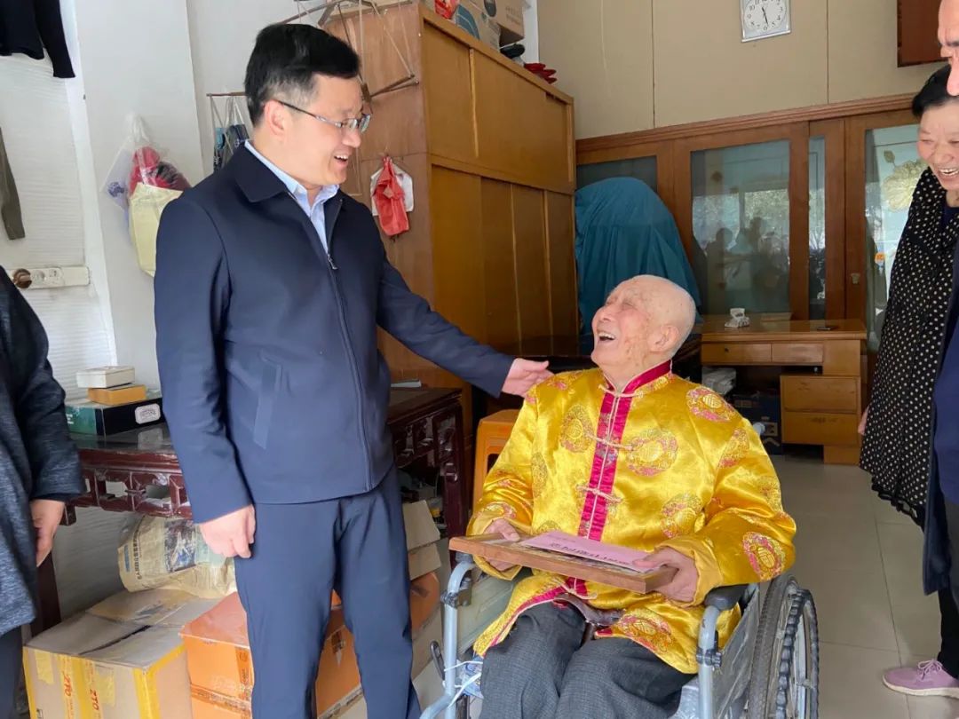 爱的陪伴不缺席图片,爱的陪伴从不缺席