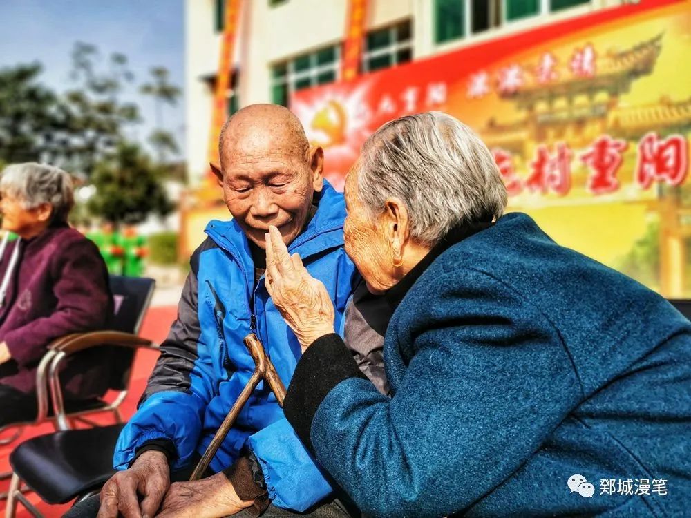 最美夕阳红九九重阳,爱在重阳孝心行天下