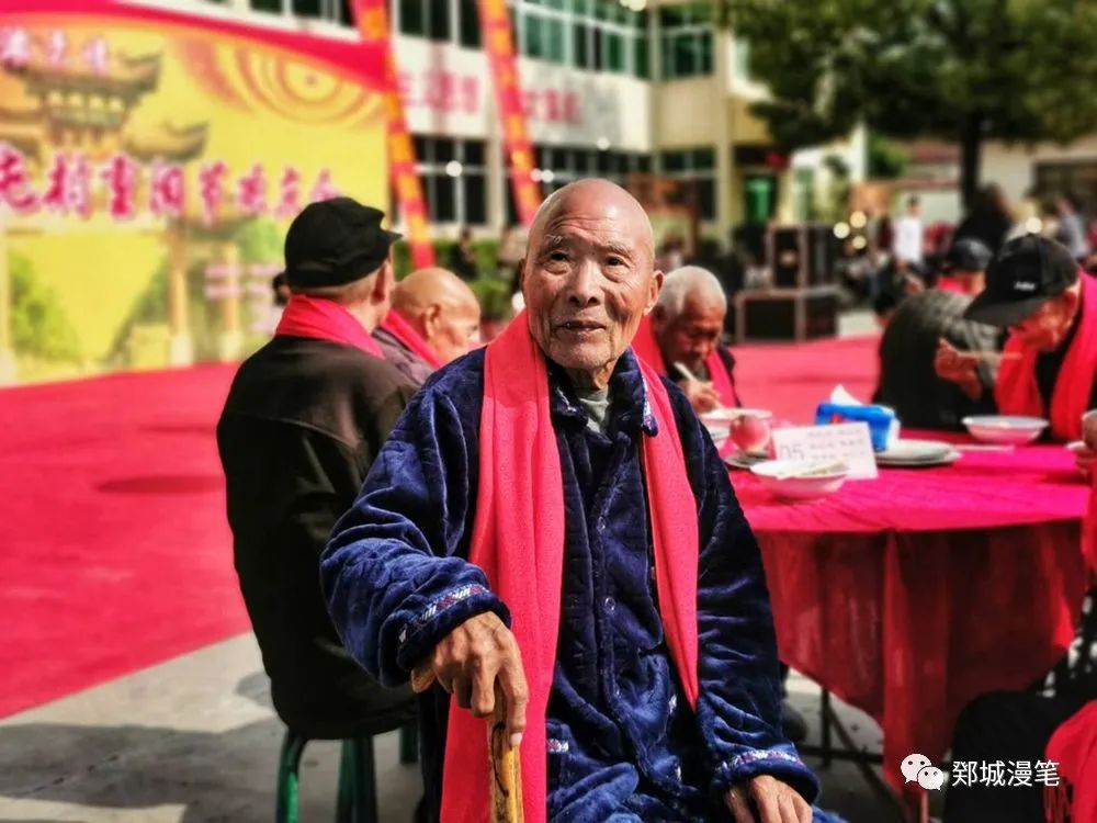 最美夕阳红九九重阳,爱在重阳孝心行天下