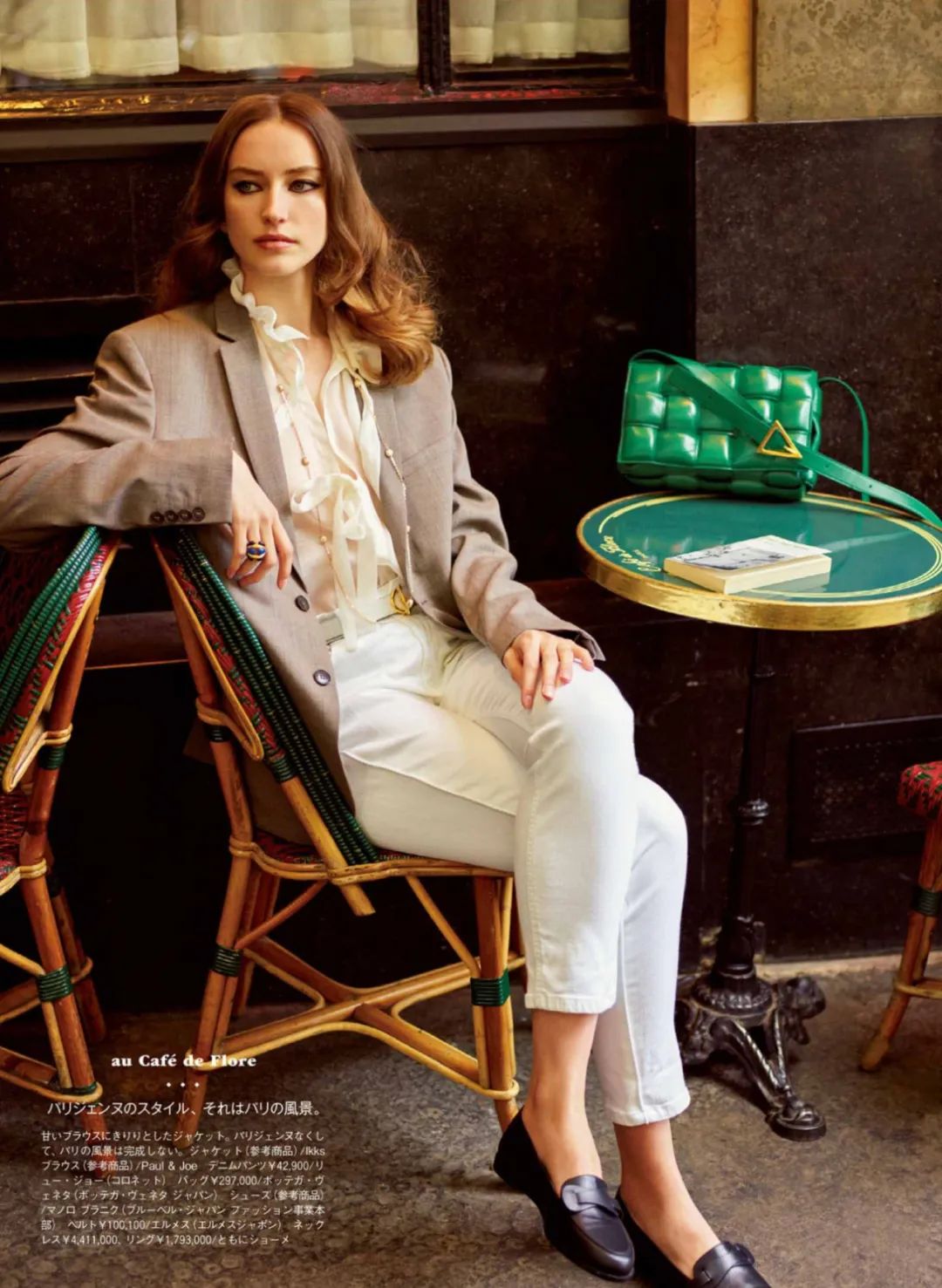 买了好多衣服和鞋子,买了好多鞋子