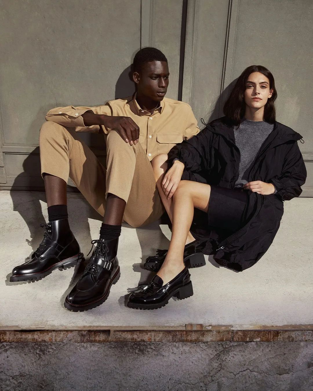 买了好多衣服和鞋子,买了好多鞋子