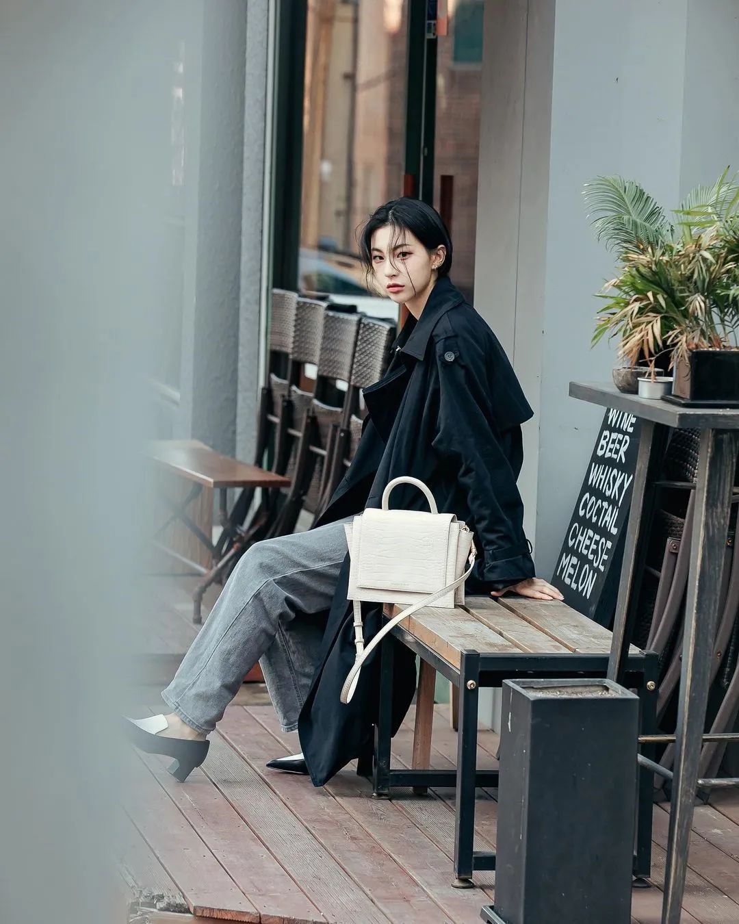 买了好多衣服和鞋子,买了好多鞋子