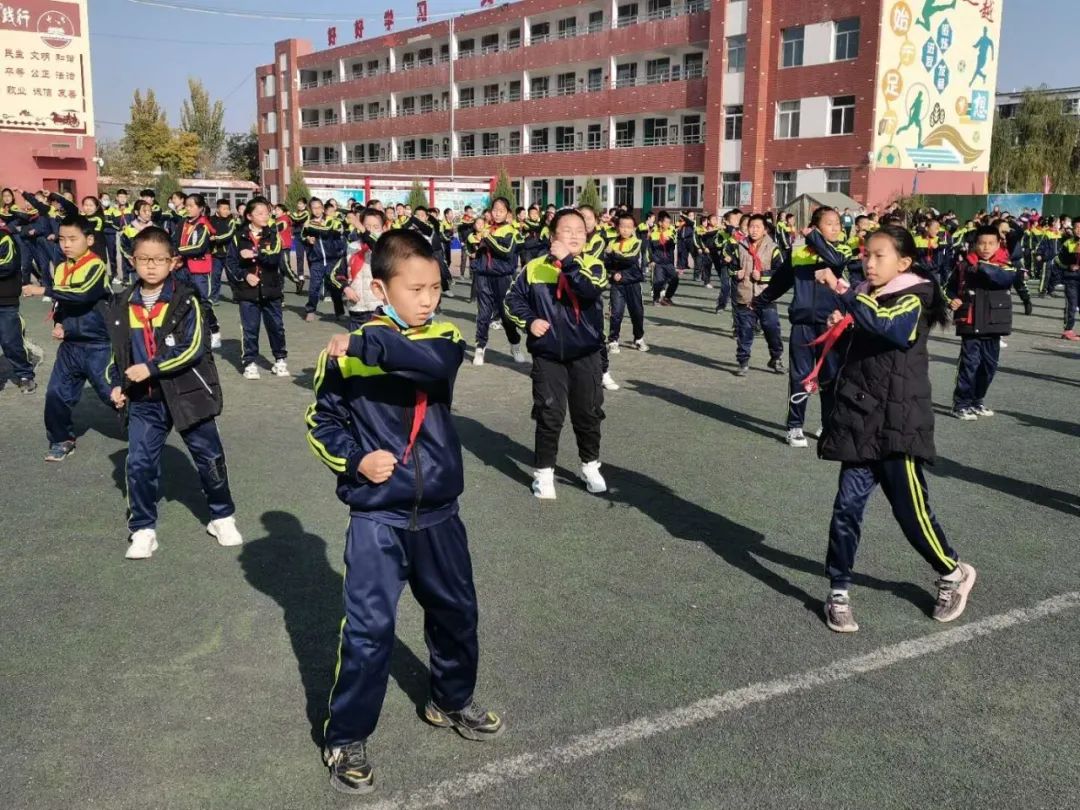 永安小学创意课间操,农业街小学课间操