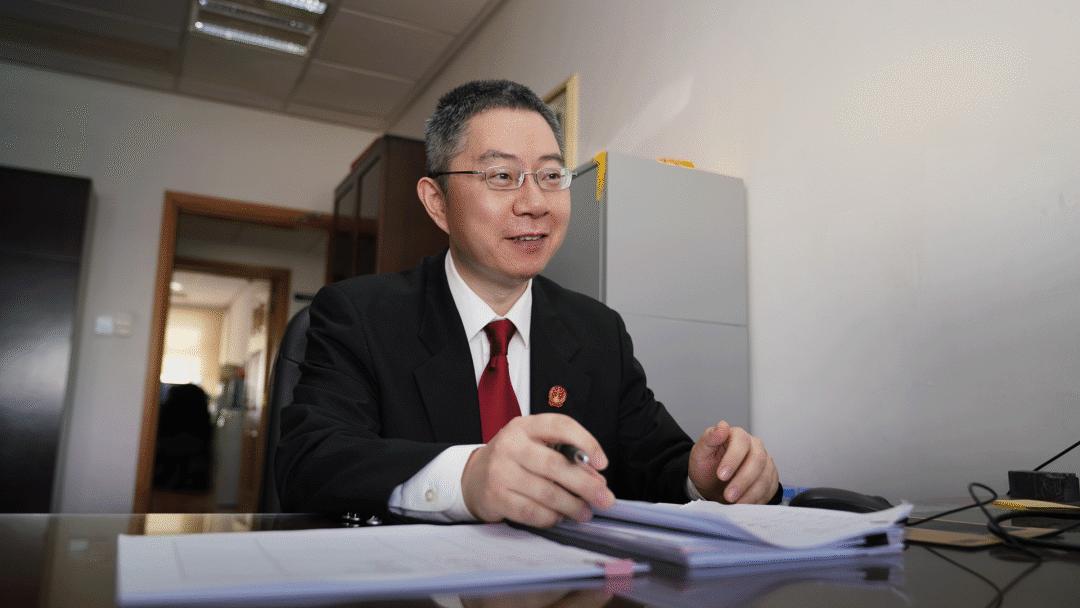 “*照门艳**”案件的背后|至正•法官札记25