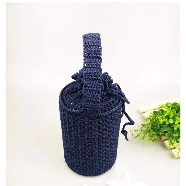 谁说杯子不能穿毛衣，我就做到了（附钩法）