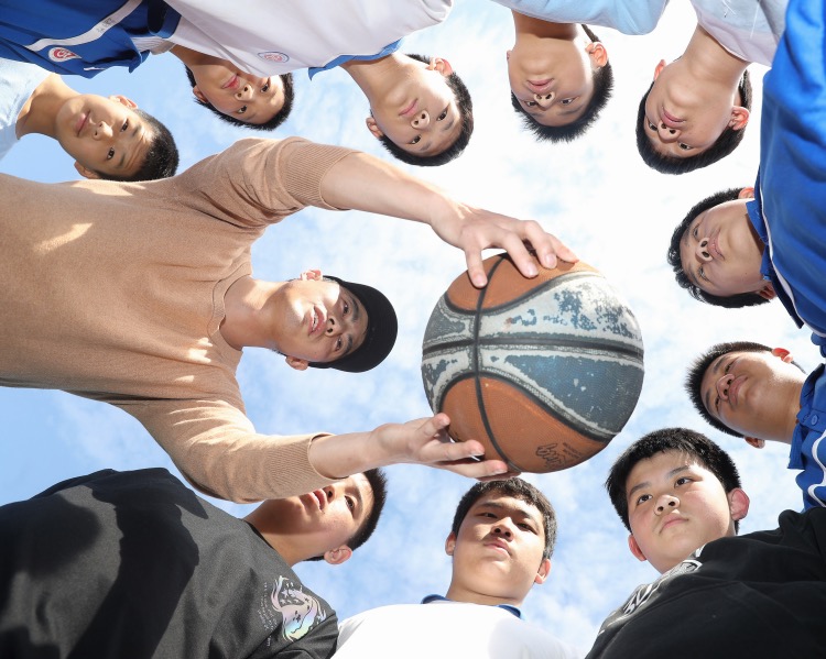 班主任翔哥,翔哥体育老师