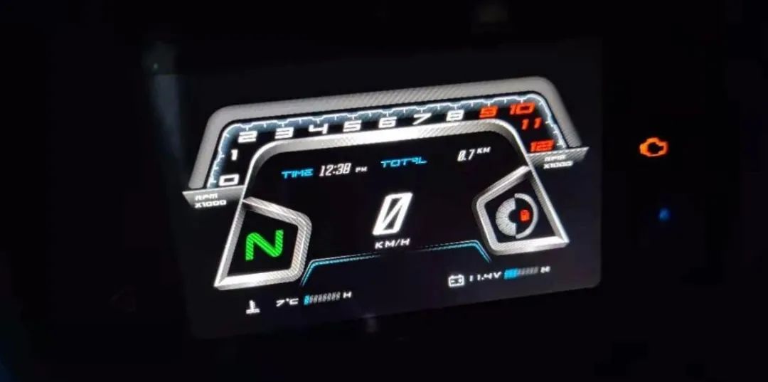 最便宜的双缸250仿赛,250双缸仿赛单摇臂