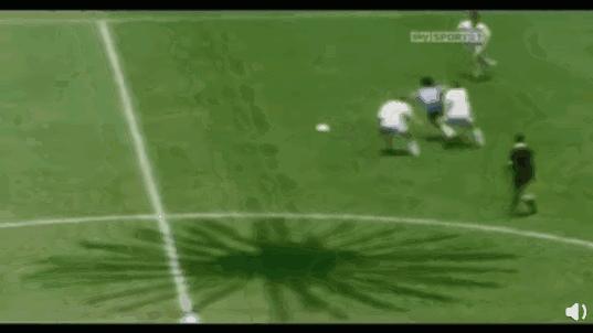 足坛前腰十大球员,足坛十大头球前锋