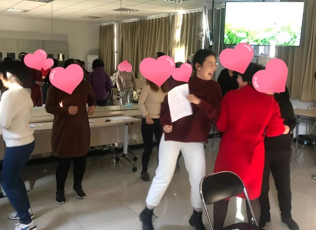 在舞动治疗中与身体对话