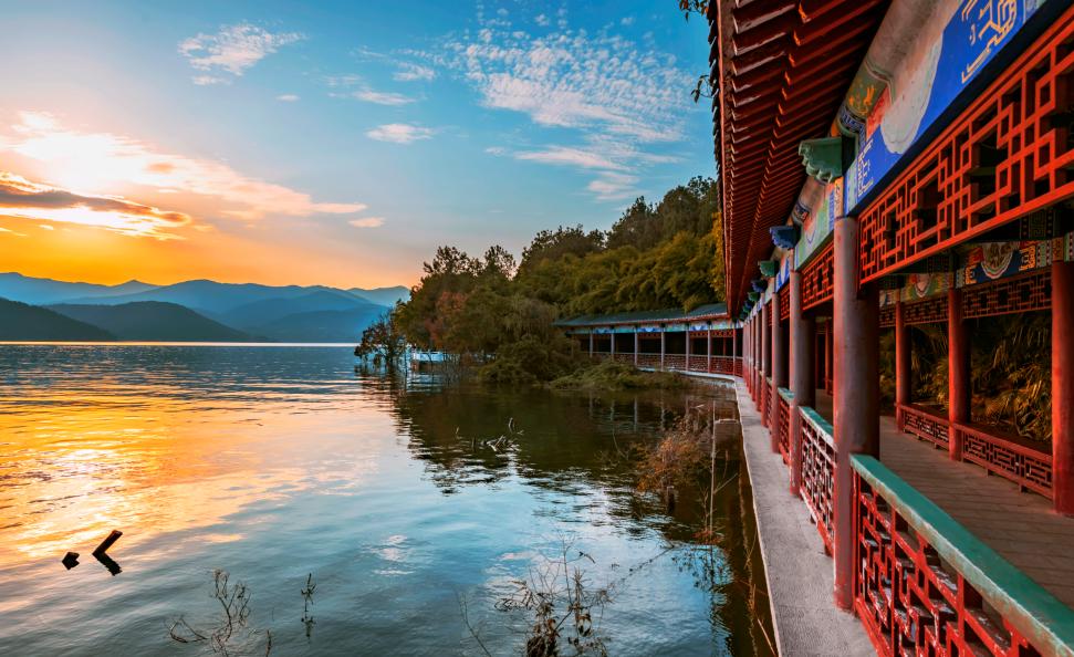 读万卷书行万里路畅游书海,读万卷书行万里路研学视频