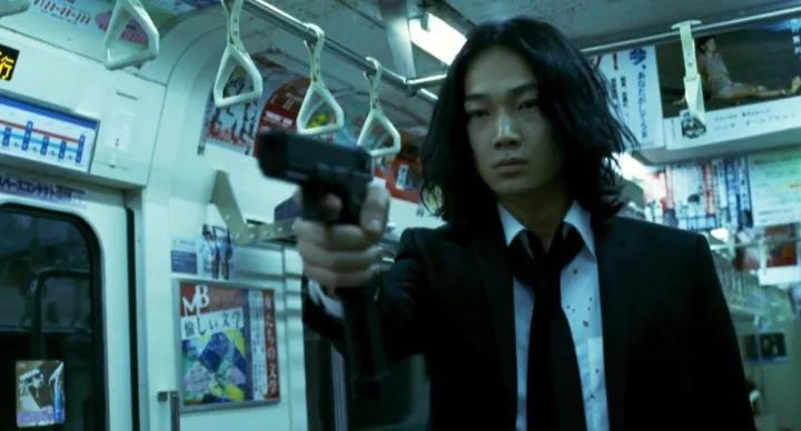 日本变态专业户，最近爱演BL