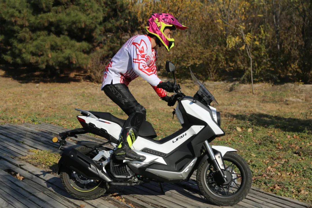 力帆kpv150品控怎么样,力帆kpv150对比豪爵uhr150