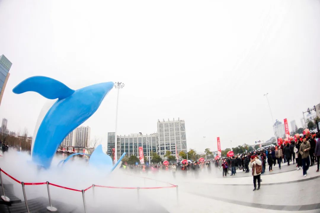 八佰伴购物中心有啥好玩的,八佰伴逛吃