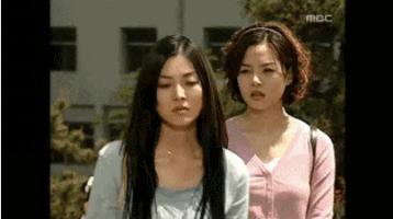 瑞思拜的殿堂级演技，国内热搜也忍不住要给金素妍S卡