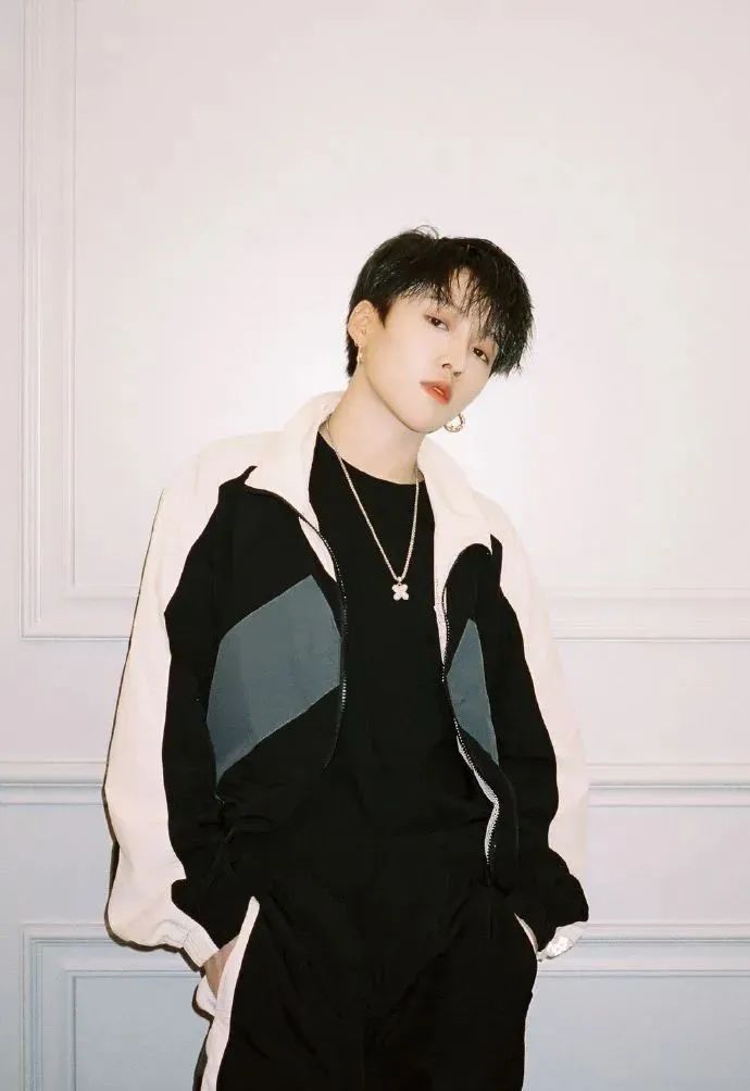 年度会穿榜单来了你爱豆同款都在这儿！快买