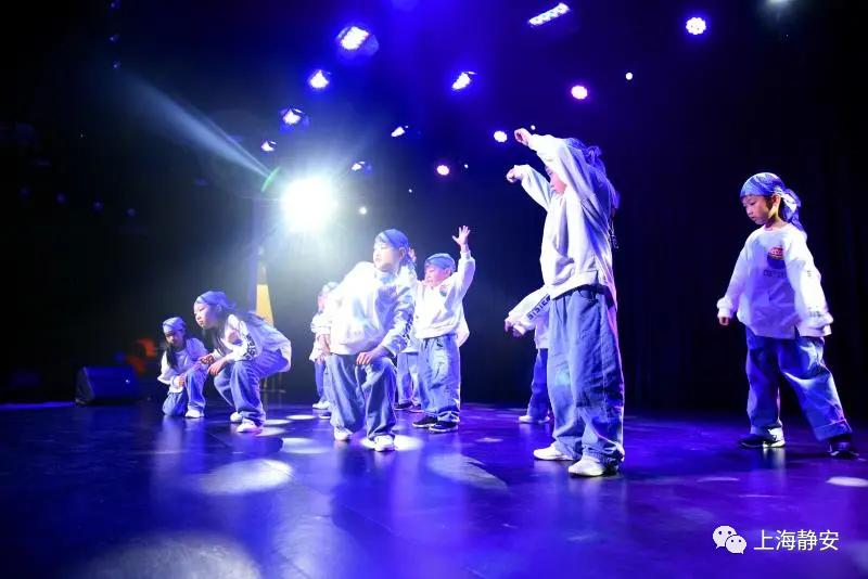 在街舞班学街舞,在街舞教室学街舞套路