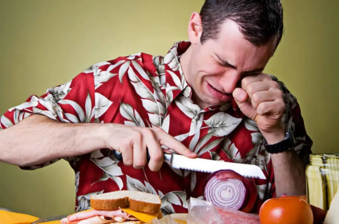 洋葱是大的辣还是小的辣,百科知识洋葱