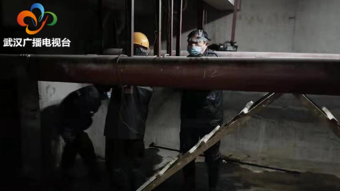 物业修阳台下水管漏水,物业修复漏水阳台信息