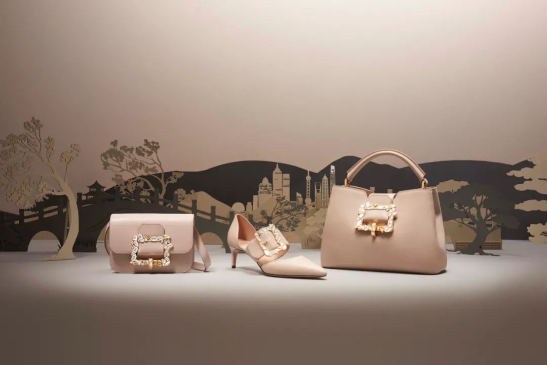 做一只快乐的小猪,做一只快乐的小熊软糖吧