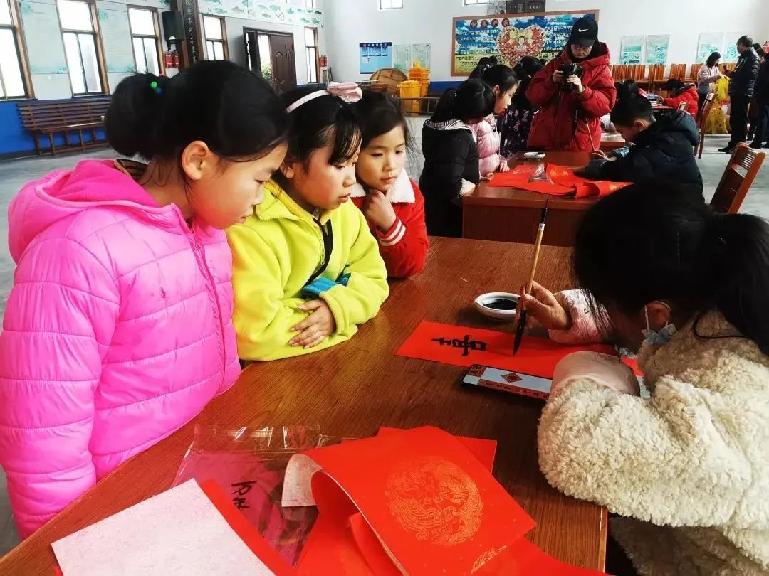 关爱留守儿童把爱带回家,把爱带回家2022寒假儿童关爱服务