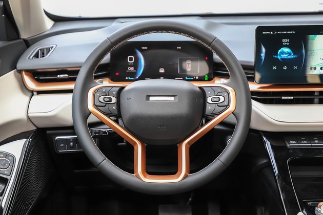 第三代哈弗h62.0t四驱版试驾视频,哈弗h6第三代2.0t四驱沉浸式试驾