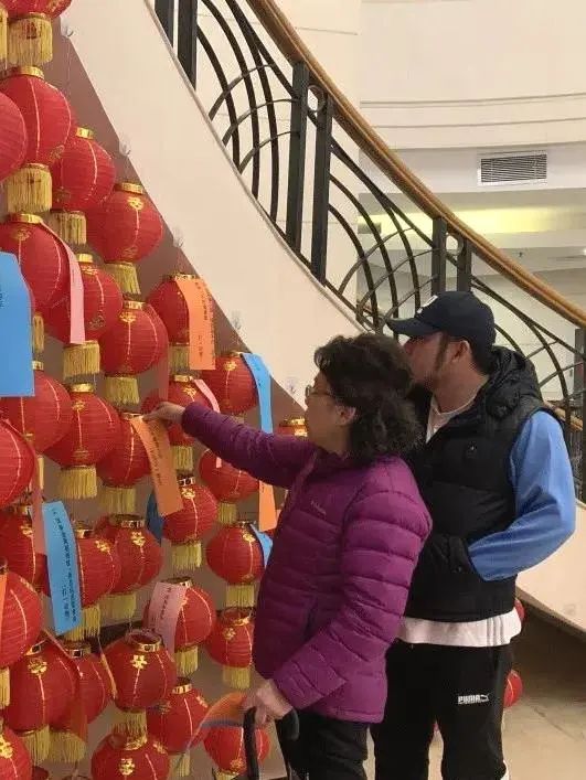 灯期满，看看陆家嘴人怎么“闹”元宵