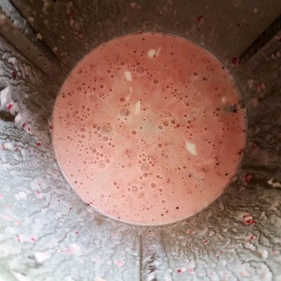 春日甜品制作教程草莓蛋奶布丁,自制软嫩q弹的草莓布丁