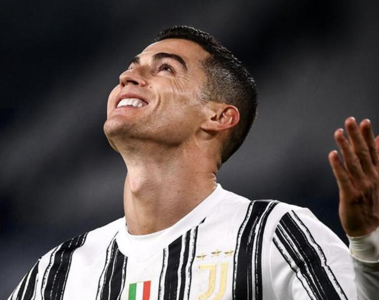 c罗有多自恋,c罗最自恋的一次